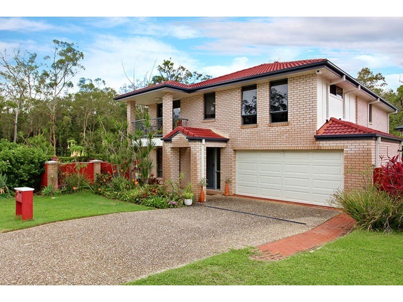 4 Banbrook Court, Molendinar QLD 4214
