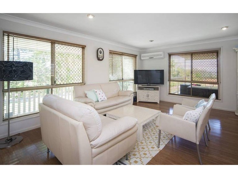 1 Watford Crescent, Molendinar QLD 4214
