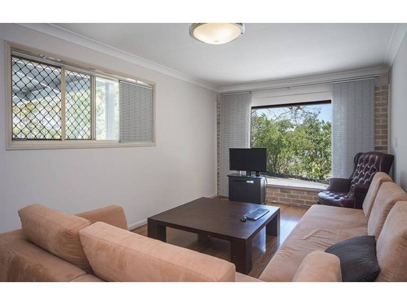 1 Watford Crescent, Molendinar QLD 4214