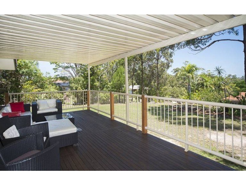 1 Watford Crescent, Molendinar QLD 4214