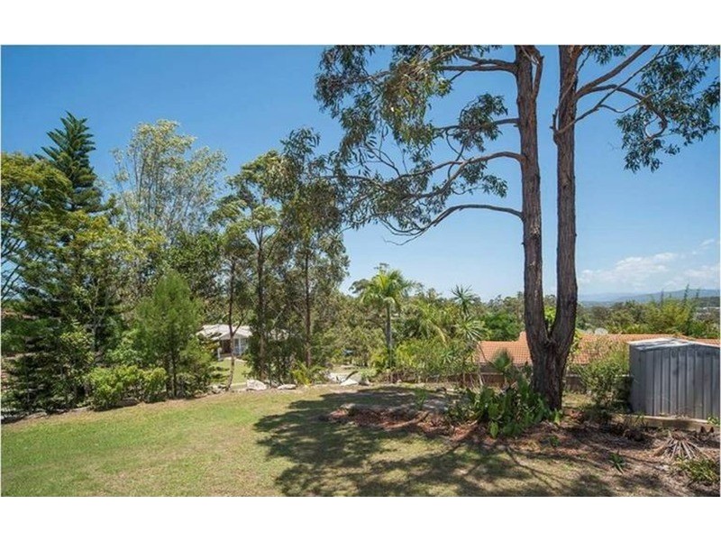 1 Watford Crescent, Molendinar QLD 4214