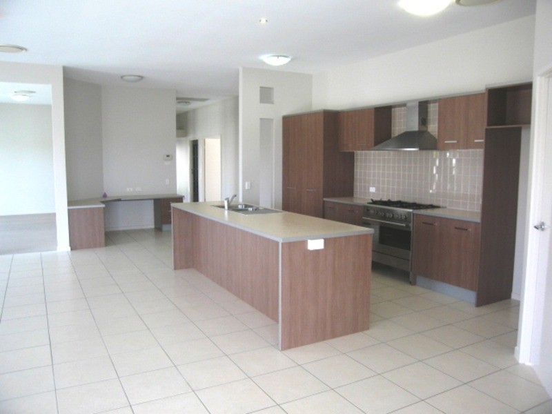 22 Viewridge Way, Molendinar QLD 4214