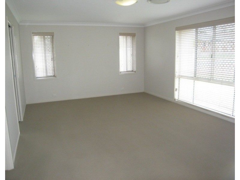 22 Viewridge Way, Molendinar QLD 4214