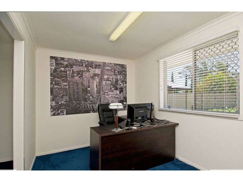 306 Ferry Road, Southport QLD 4215