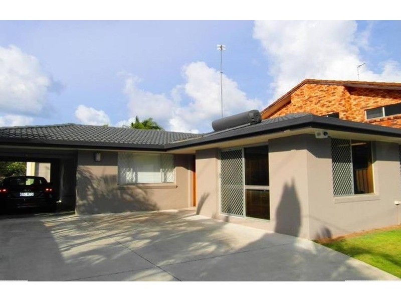 306 Ferry Road, Southport QLD 4215