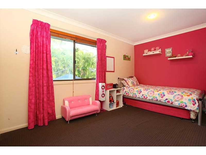 31 Macquarie Avenue, Molendinar QLD 4214