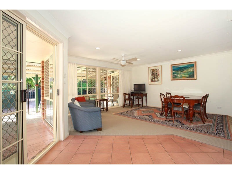 17 Castle Rock Street, Parkwood QLD 4214