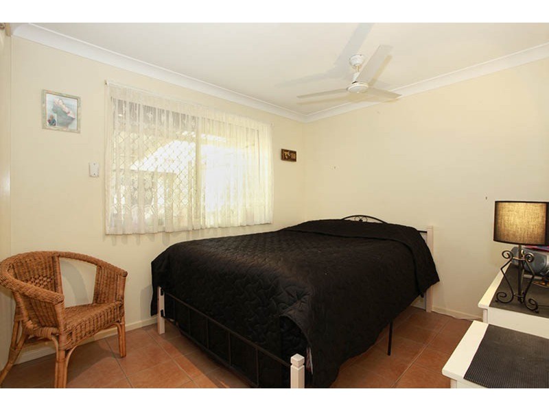 1 Wattlebrush Grove, Molendinar QLD 4214