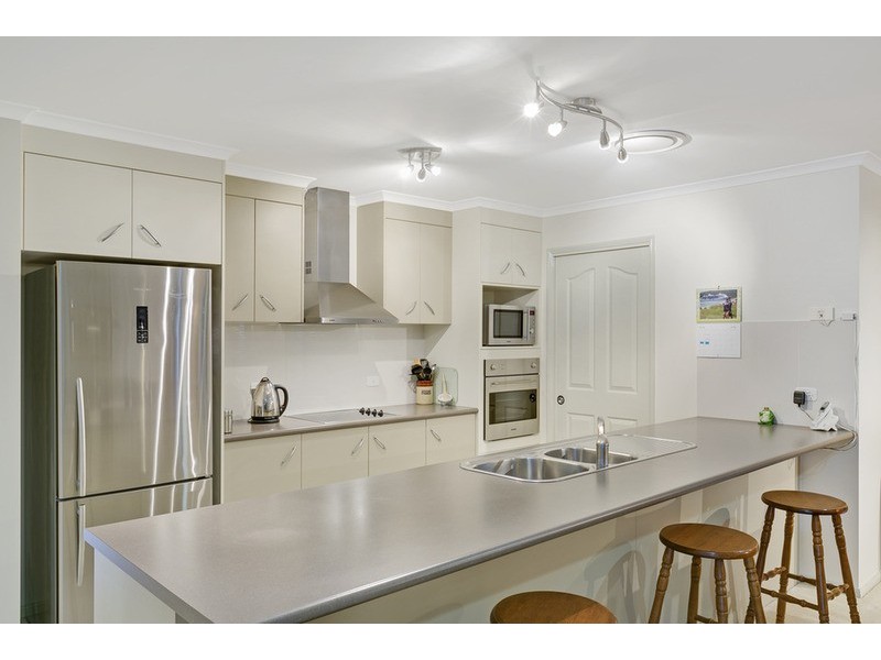 7 Banbrook Court, Molendinar QLD 4214