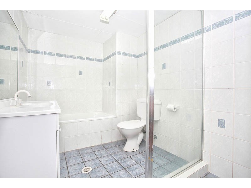 150 THE ESPLANADE, Surfers Paradise QLD 4217