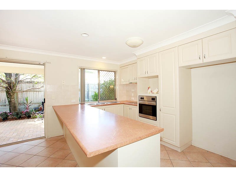 24 Dellwood Circuit, Molendinar QLD 4214