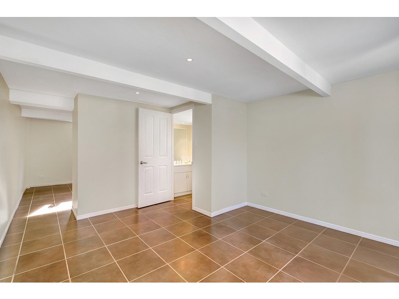 7 Koolewong Parade, Ashmore QLD 4214
