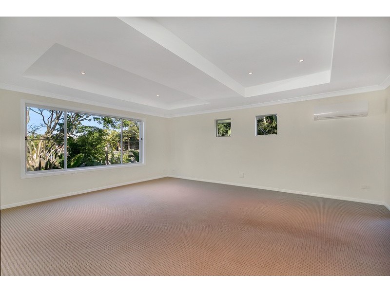 @ Koolewong Parade, Ashmore QLD 4214