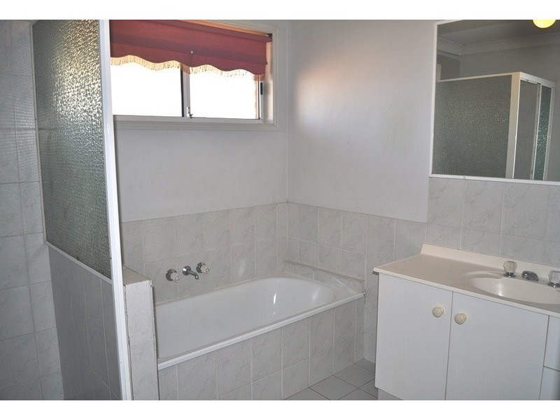 101/33 Edmund Rice Drive, Southport QLD 4215