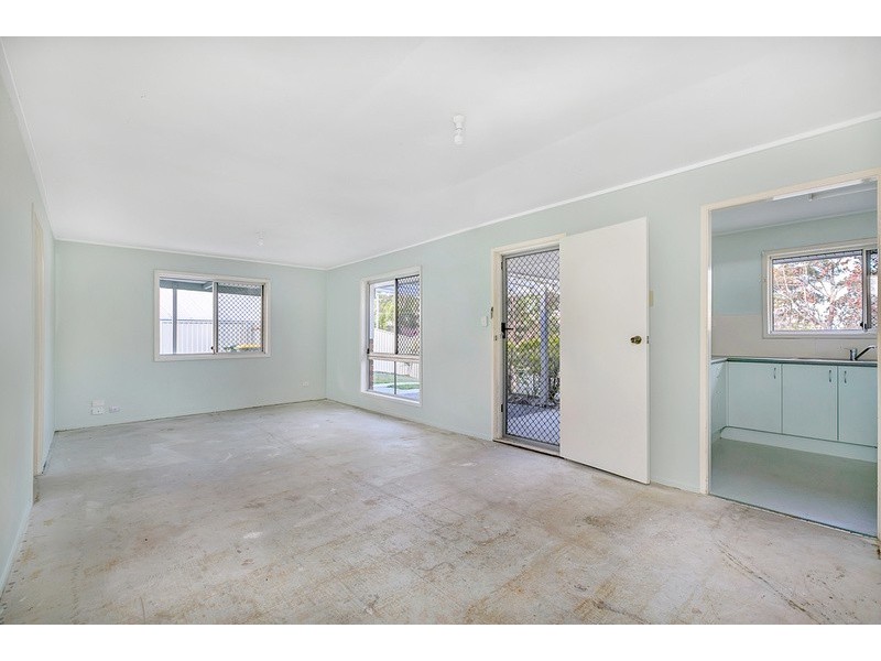 38 Bloodwood Crescent, Molendinar QLD 4214