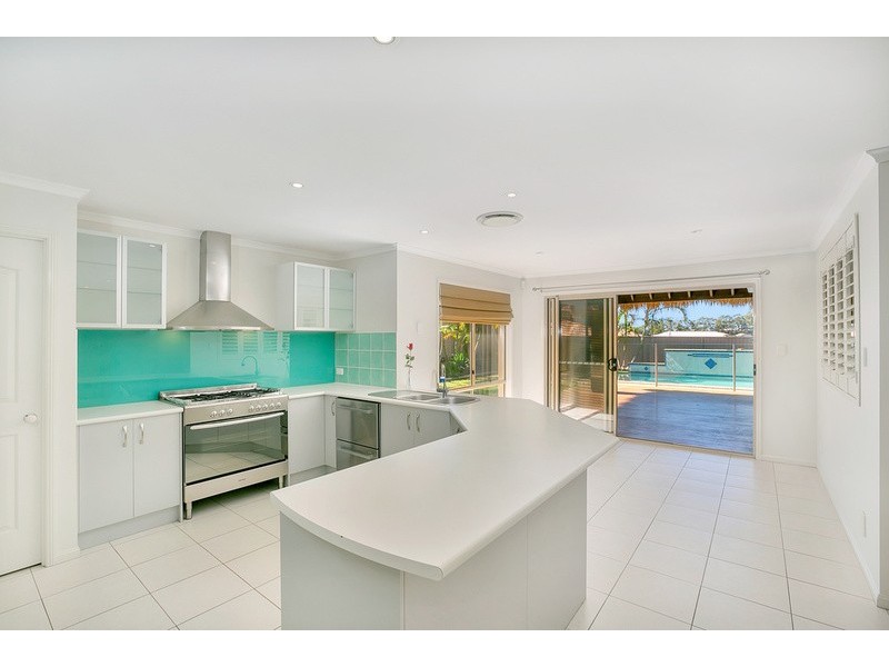 5 Leopard Tree Place, Molendinar QLD 4214