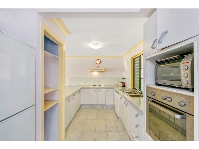 8/202 Central Street, Labrador QLD 4215