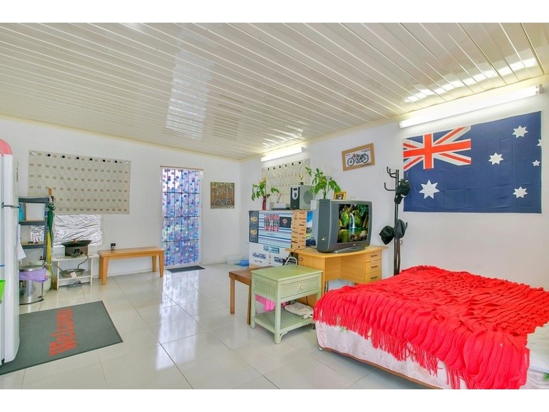 8/202 Central Street, Labrador QLD 4215