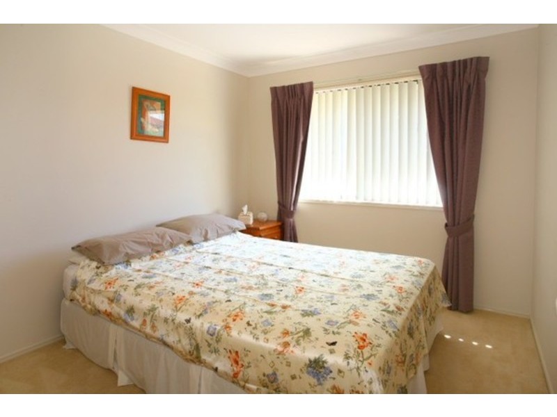 95 Highcrest Cct, Molendinar QLD 4214