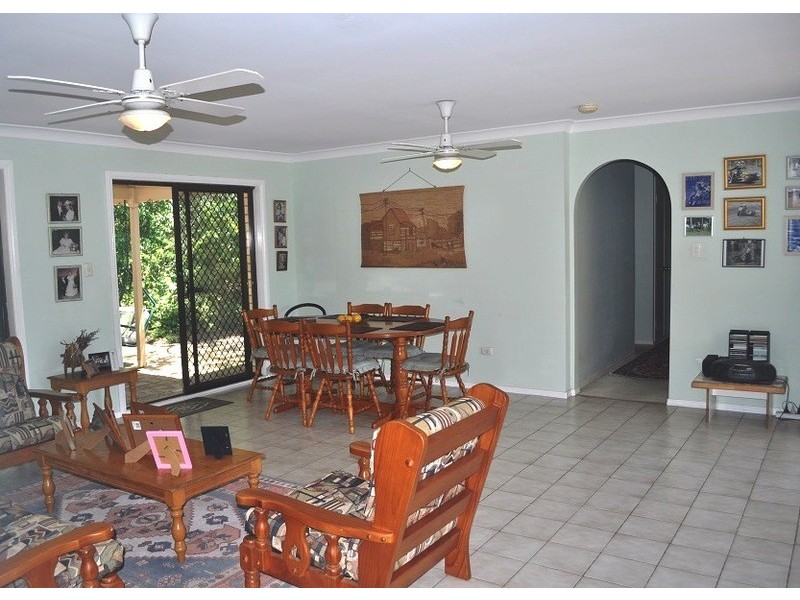 176 Napper Road, Parkwood QLD 4214