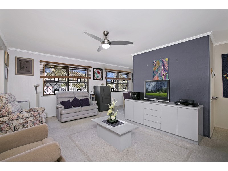 5 Brookside Road, Labrador QLD 4215