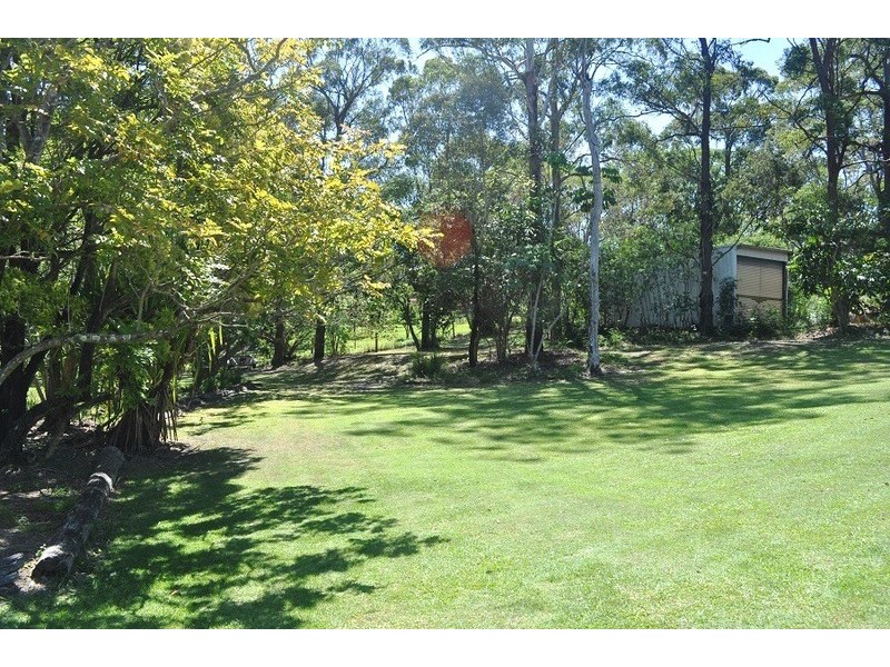 1 Woodlands Way, Parkwood QLD 4214