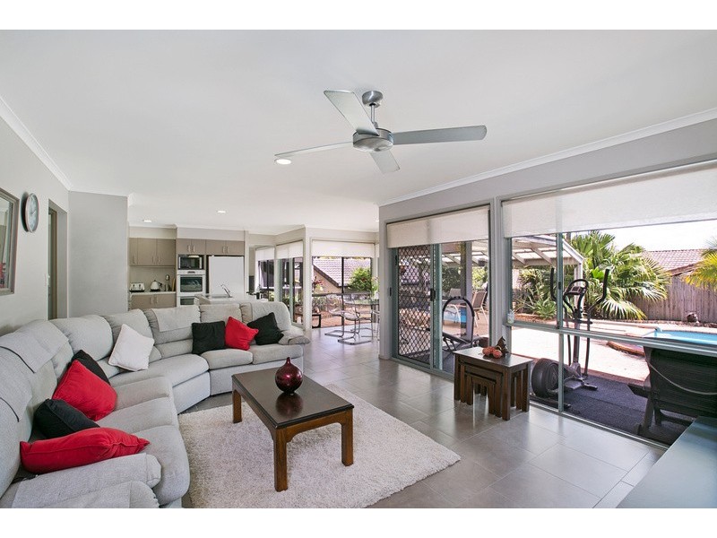 293 Central Street, Arundel QLD 4214