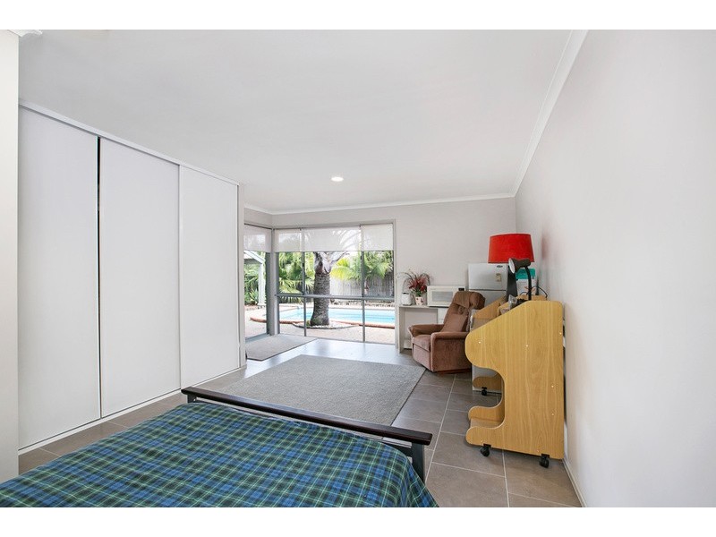 293 Central Street, Arundel QLD 4214