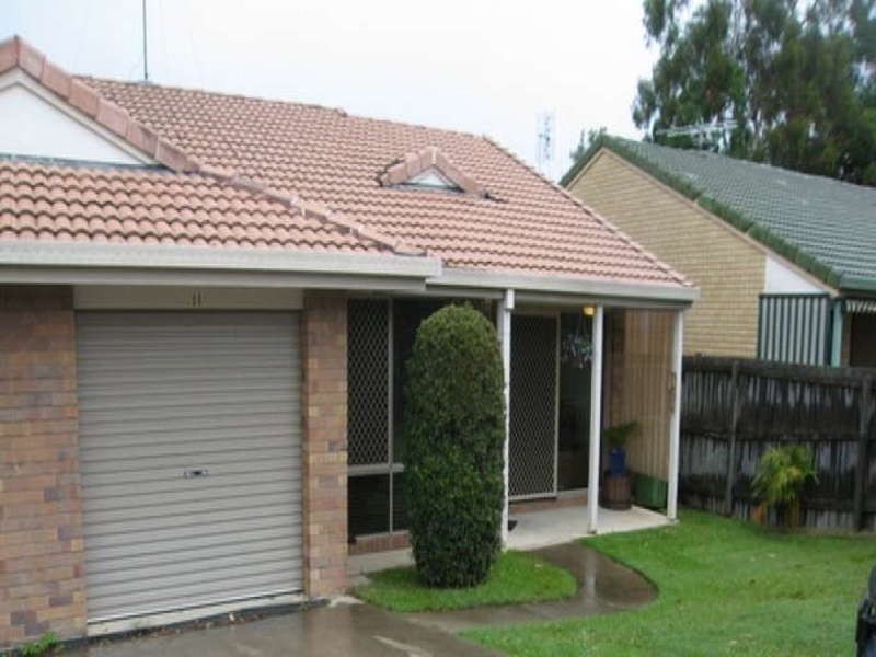 137 Olsen Avenue, Labrador QLD 4215