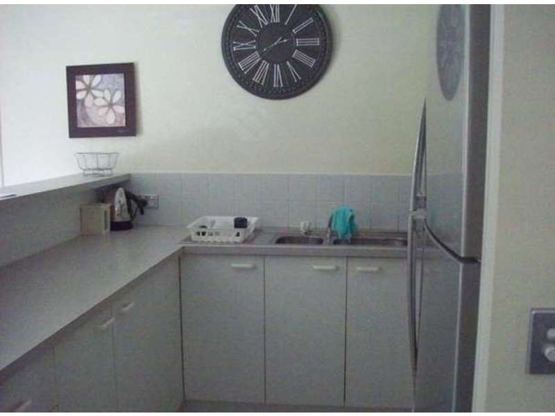 137 Olsen Avenue, Labrador QLD 4215