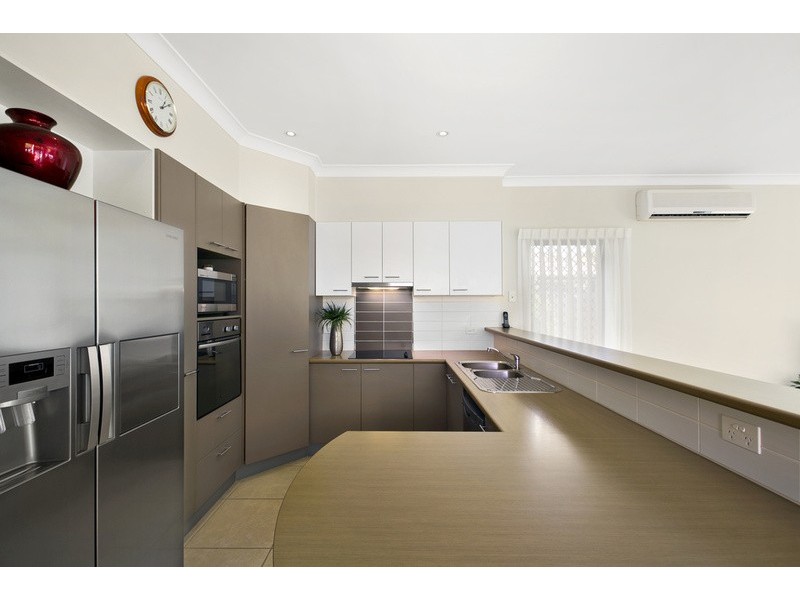 7 Rimu Place, Molendinar QLD 4214