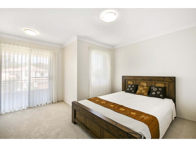 7 Rimu Place, Molendinar QLD 4214