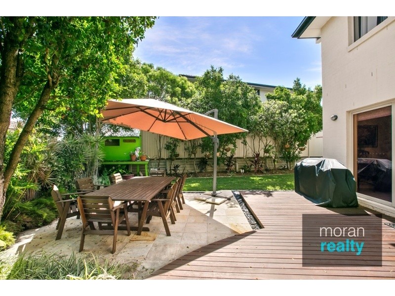 193 Crestwood Drive, Molendinar QLD 4214