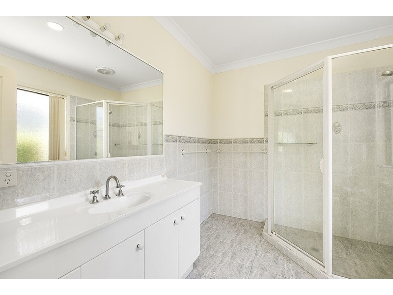 6 Lillywood Circuit, Molendinar QLD 4214