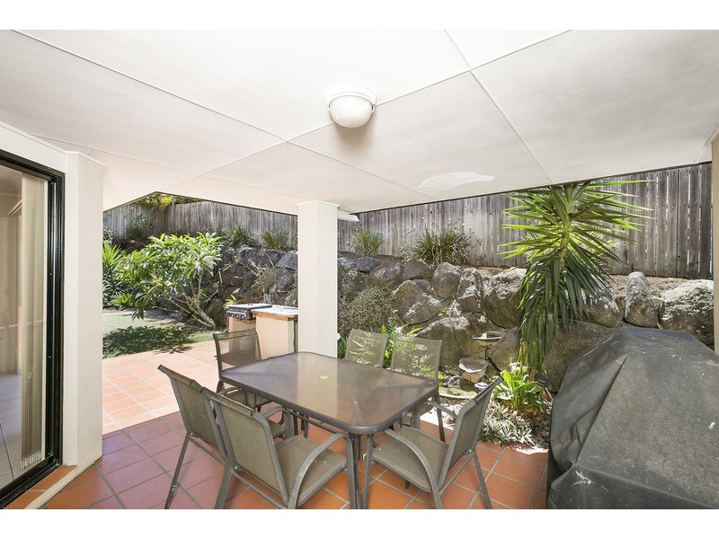 6 Lillywood Circuit, Molendinar QLD 4214