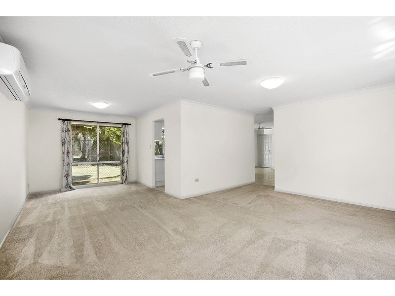 1/143 Cotlew Street, Ashmore QLD 4214