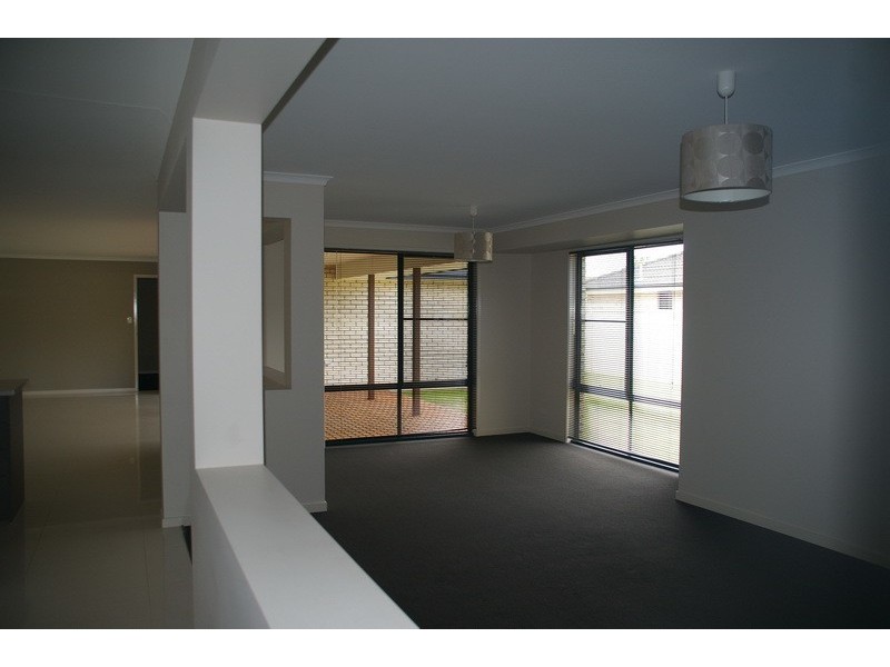Molendinar QLD 4214