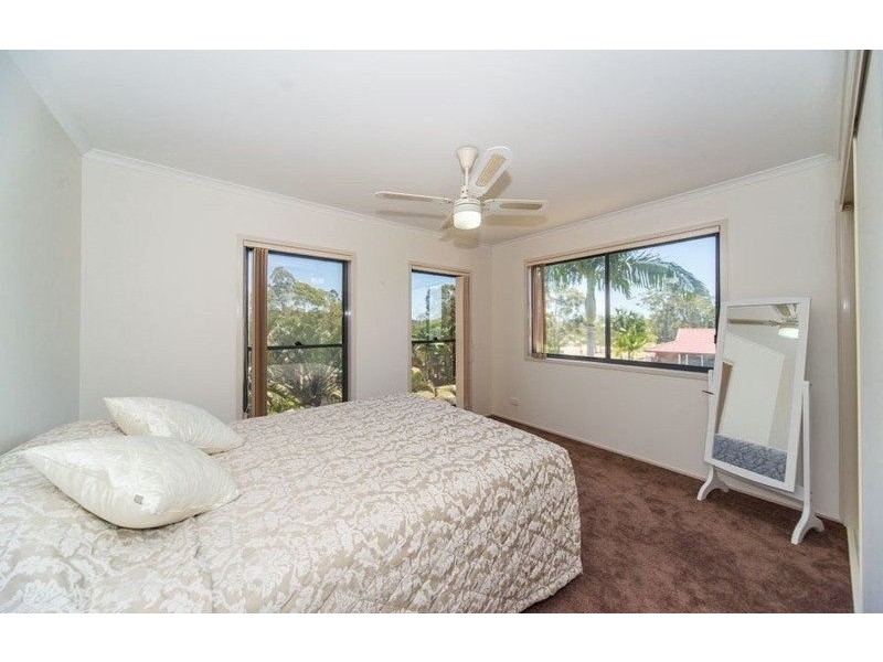 4 West Mountain Court, Parkwood QLD 4214