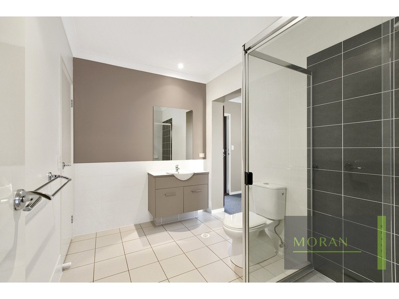 9 Viewridge Way, Molendinar QLD 4214