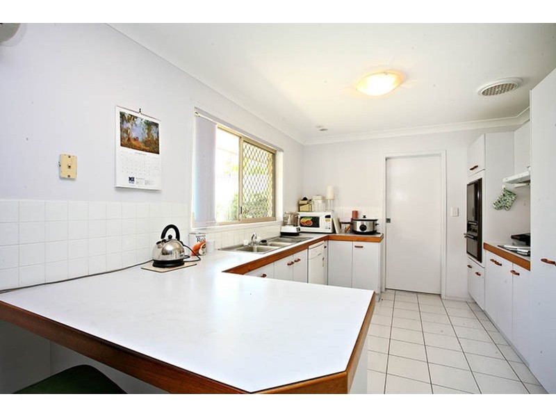 85 Thorngate Drive, Robina QLD 4226