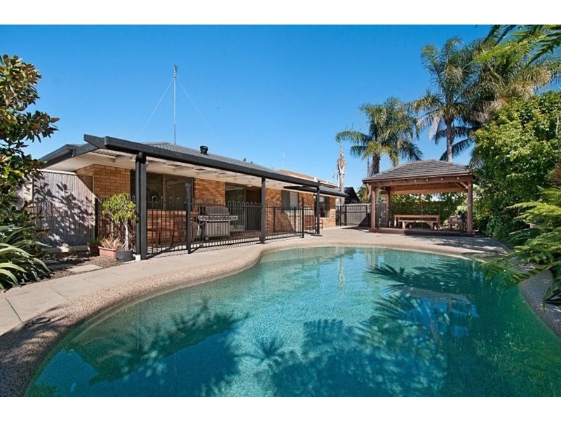 44 Volante Crescent, Mermaid Waters QLD 4218