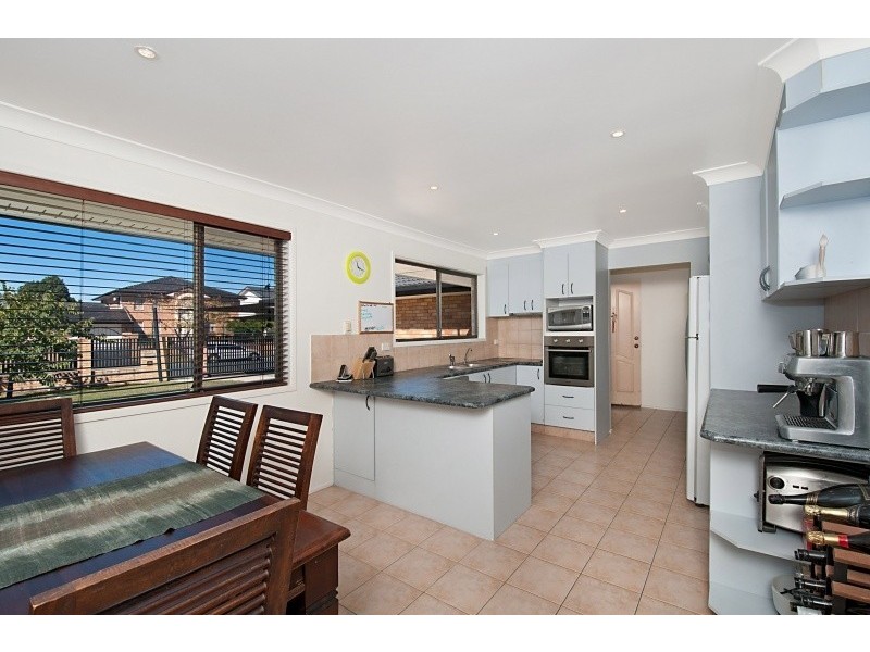 44 Volante Crescent, Mermaid Waters QLD 4218