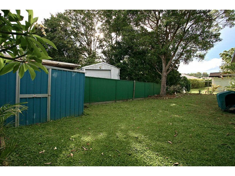 4 Wattle Street, Varsity Lakes QLD 4227