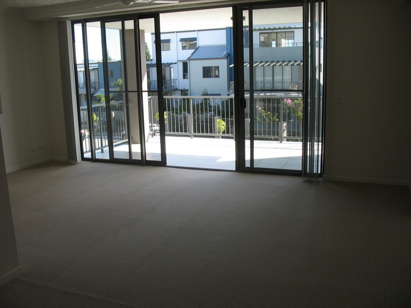 54/2 Acacia Court, Robina QLD 4226