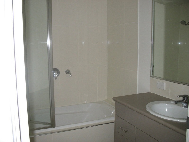 30/1 Acacia Court, Robina QLD 4226