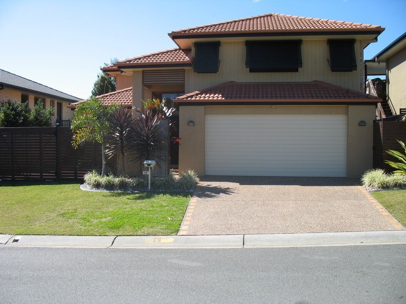 38 Asperia Street, Reedy Creek QLD 4227