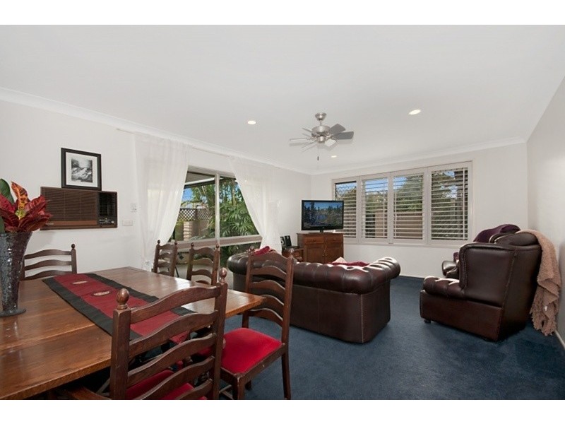 106 Albion Avenue, Miami QLD 4220