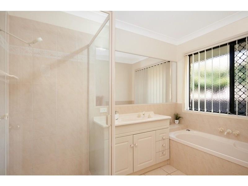 17 Olympus Drive, Robina QLD 4226