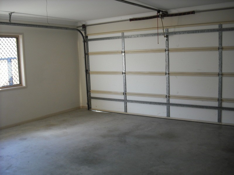 4 Zane Street, Molendinar QLD 4214