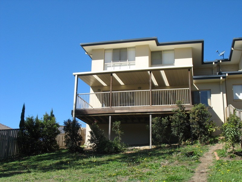 2/9 Wendy Court, Upper Coomera QLD 4209